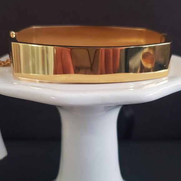 Michael Kors Hinged Bangle Rectangular Yellow Gold Tone Safety Clasp Signed NWT - Picture 8 of 10